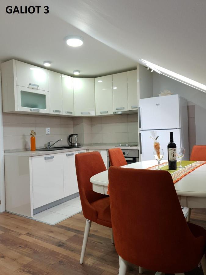 Apartmani Galiot Igalo Exterior photo